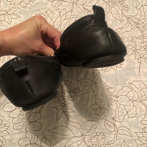 Lucky Brand Black Leather Flats - Picture 6 of 7